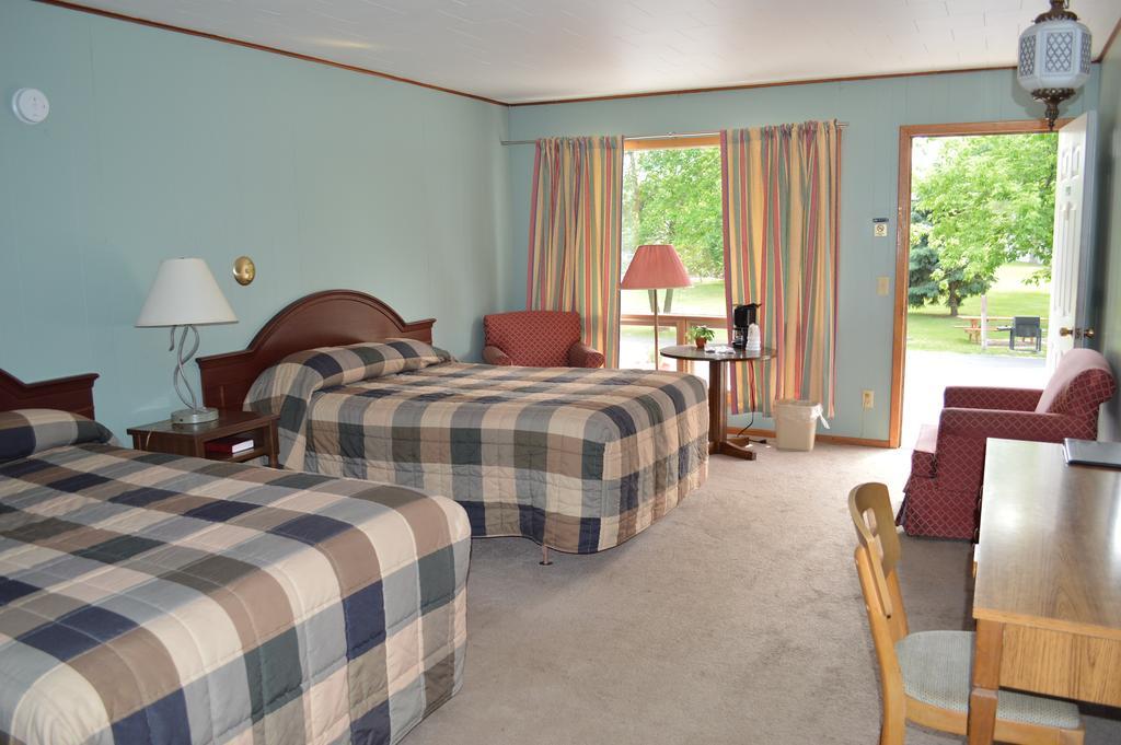 Summer Breeze Resort Wisconsin Dells Pokoj fotografie